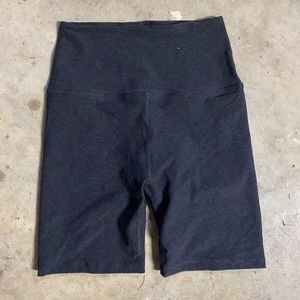 Beyond Yoga Black Bike Shorts Sz M